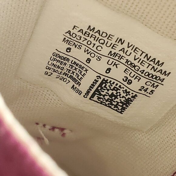 Converse Chuck Taylor All Star Lugged 2.0 High Tops. Mystic Orchid. Women 8 - Picture 7 of 14